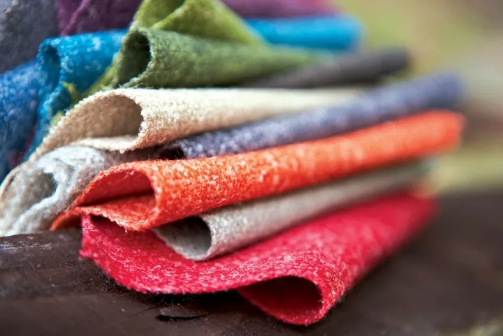 Ung-dung-cua-vai-acrylic